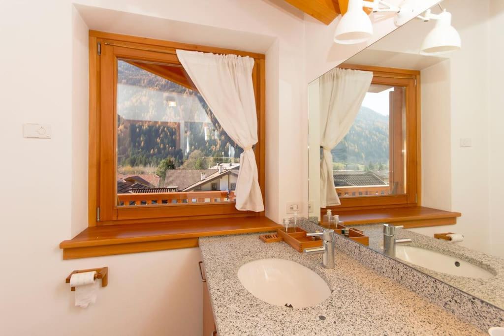 Lovely Apt In Pinzolo Val Rendena 7 외부 사진