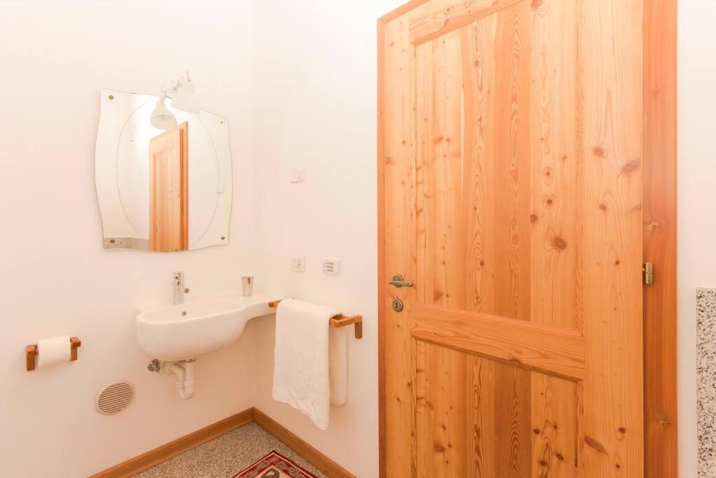 Lovely Apt In Pinzolo Val Rendena 7 외부 사진